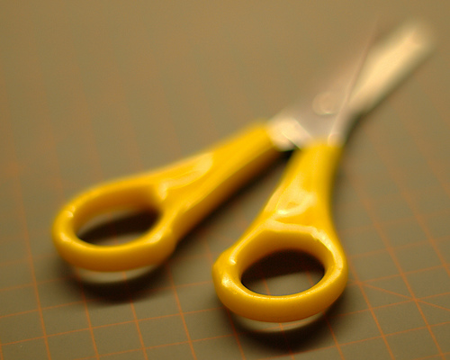 cut-your-novel-scissors